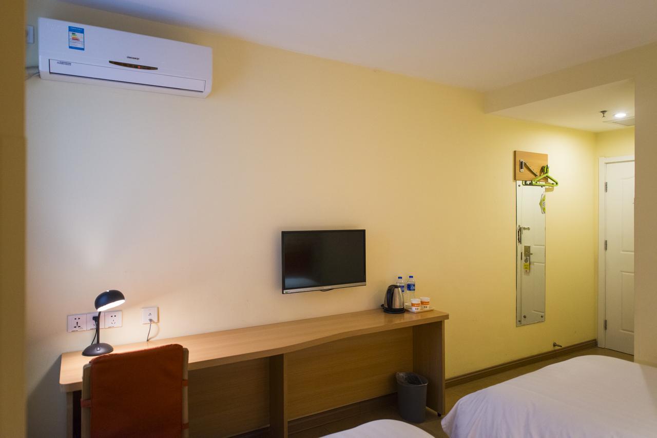 Home Inn Kunming Dongfeng Square Metro Station Luaran gambar